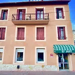 Hotel Saint Avit *