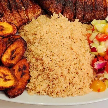 Готель Saint Avit *