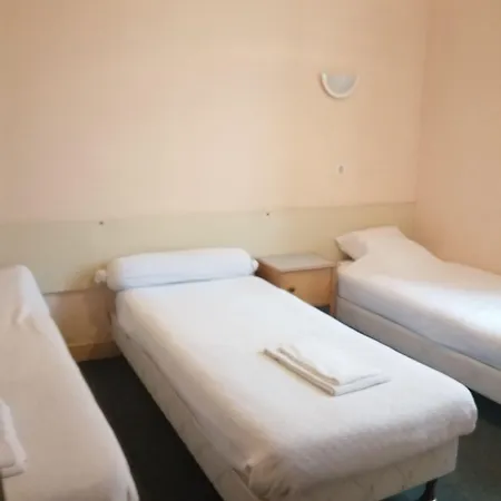 Saint Avit Готель *