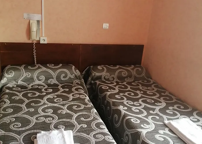 Saint Avit Отель